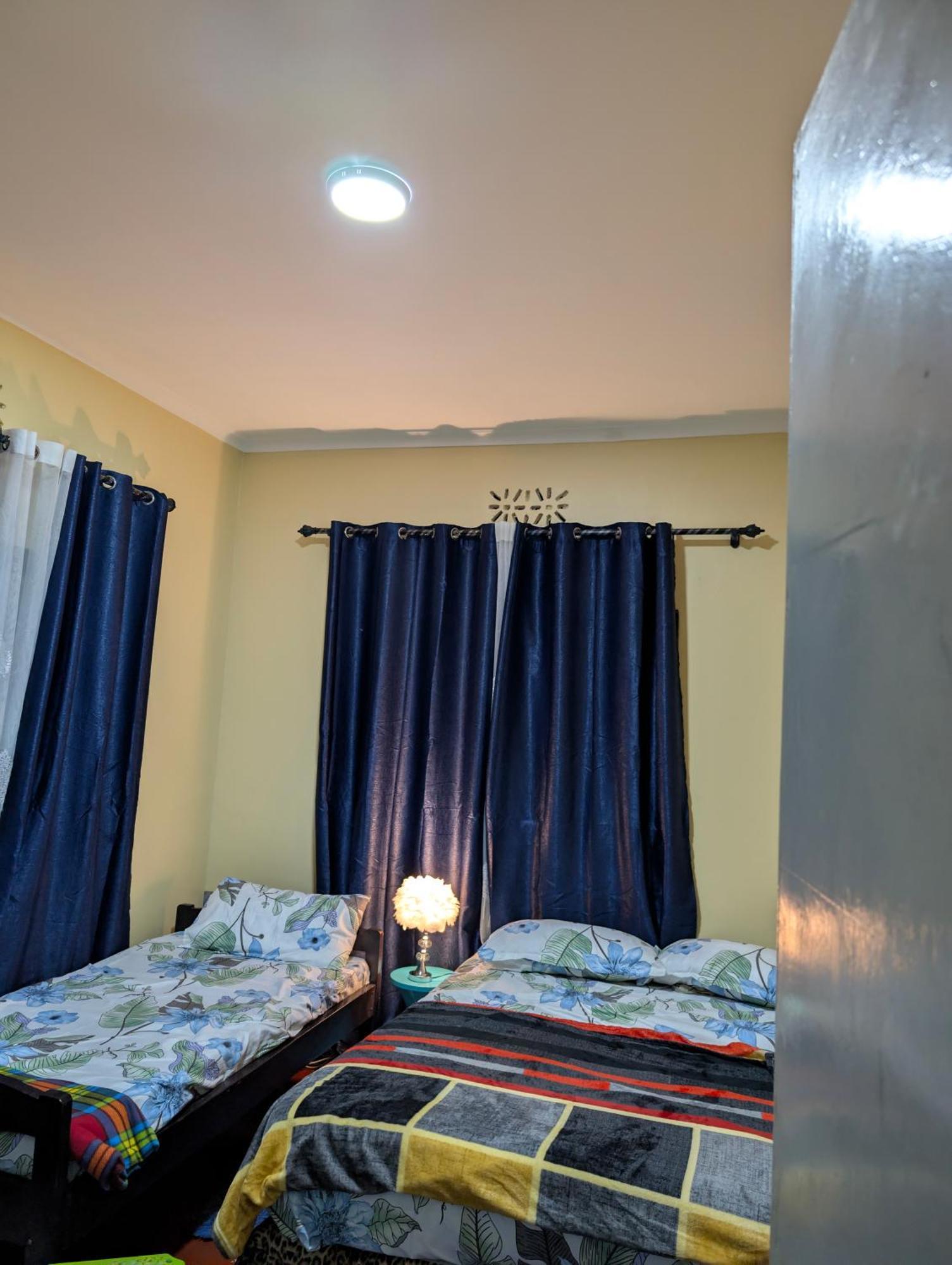 Dans Place موشي المظهر الخارجي الصورة